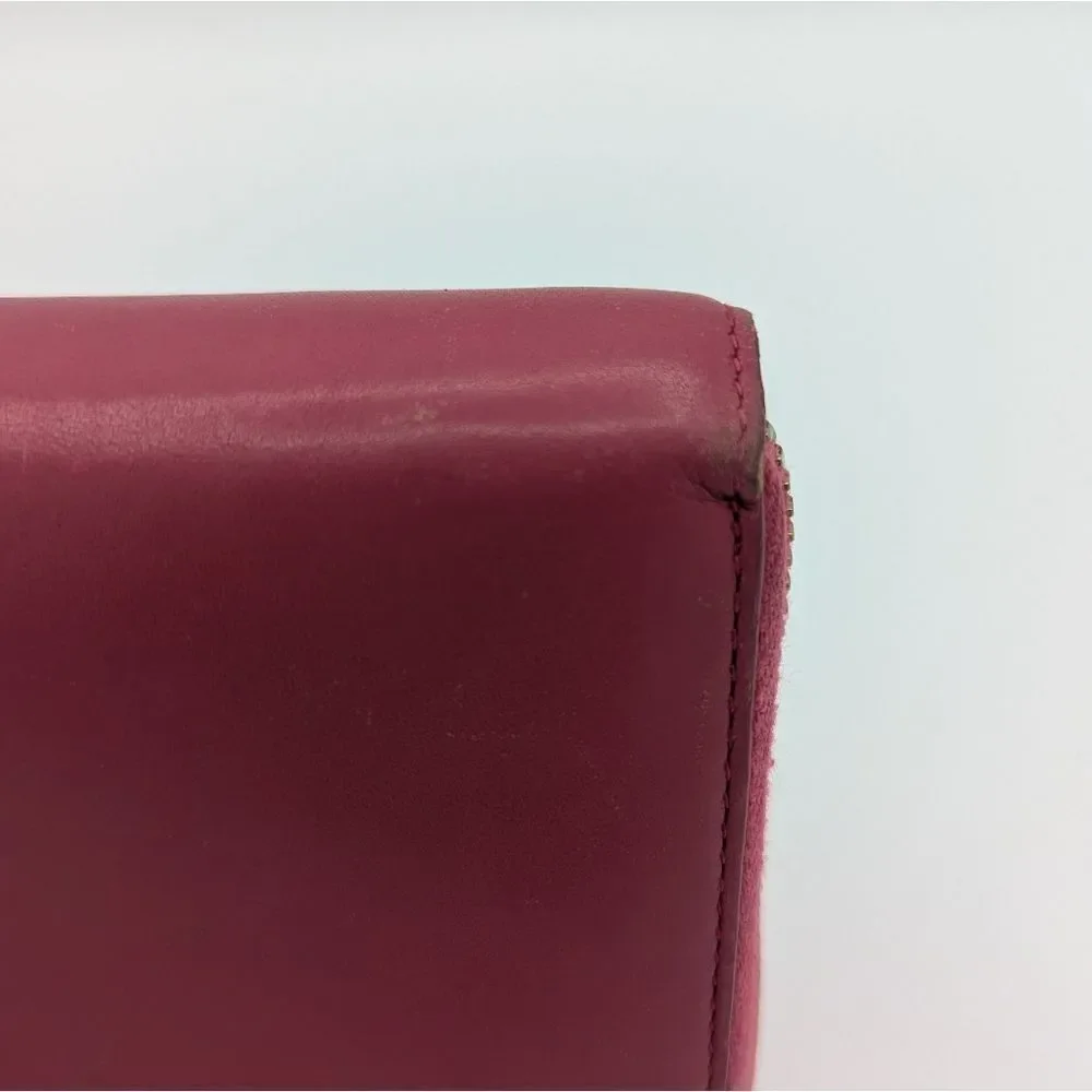 Yves Saint Laurent Pink with Gold Hardware - Picture 6 of 10